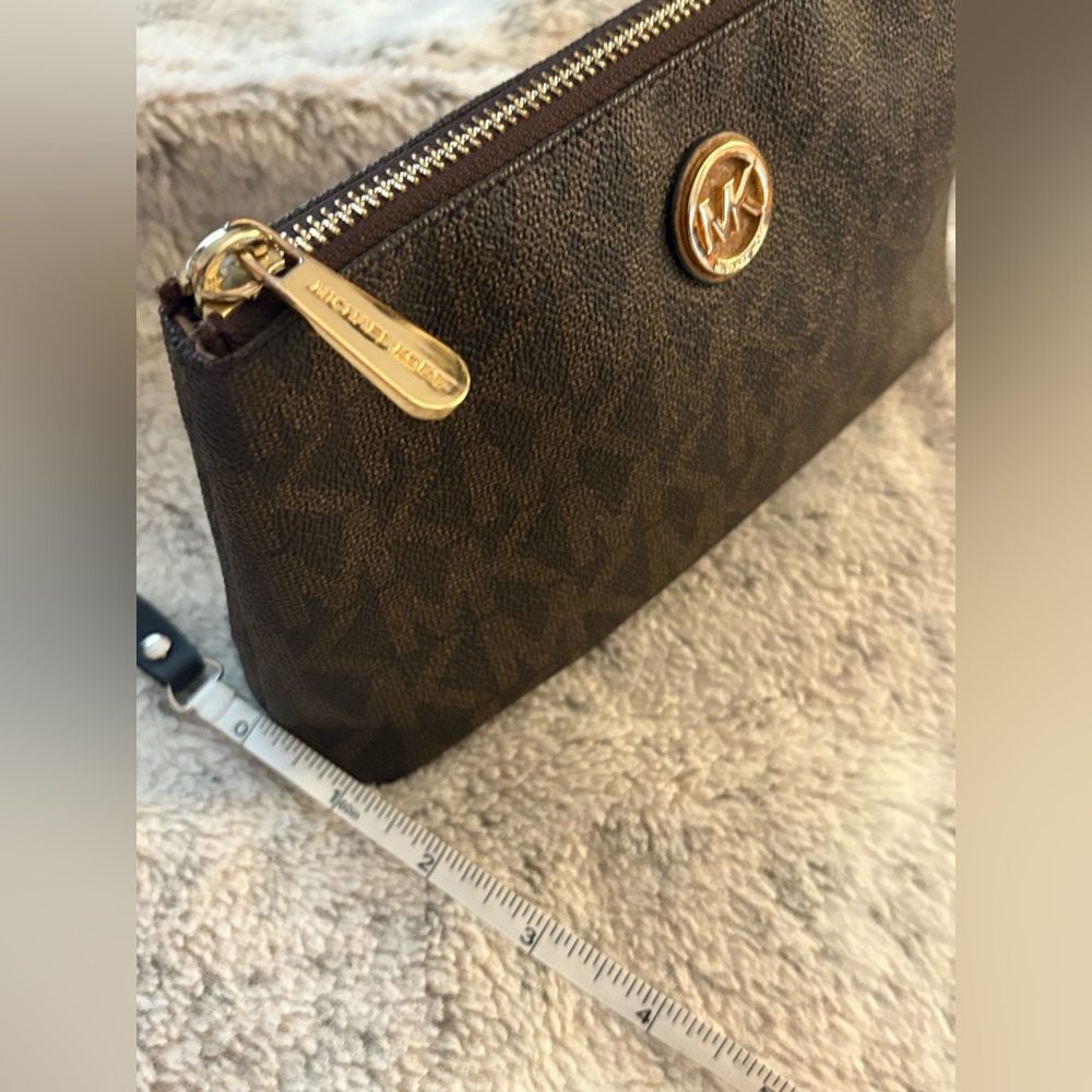 Michael Kors Brown Logo Cosmetic Pouch with Gold Tone MK Emblem - Picture 2 of 8